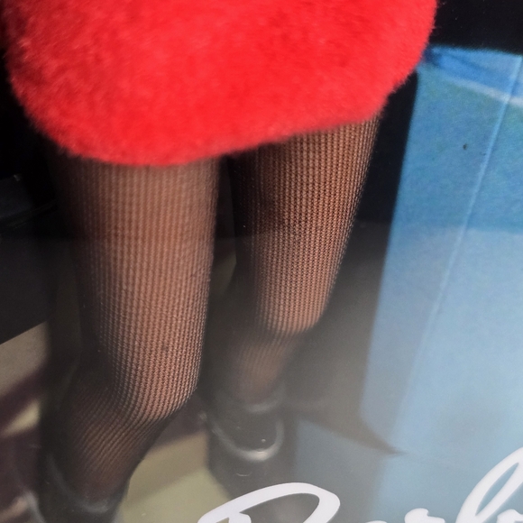 Vintage Collectors Edition Barbie & Ken Star Trek dolls Giftset in box - Picture 13 of 17